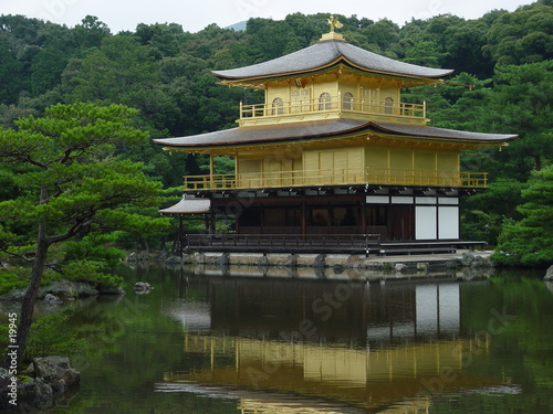 palais d'or du shogun à kyoto 2 palais d'or du shogun à kyoto 2