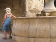 enfant et la fontaine