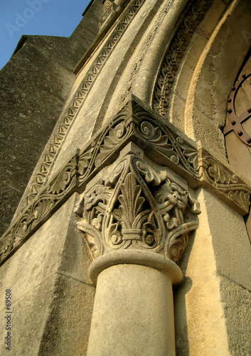 église