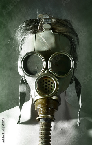 Foto: portrait in gas mask portrait in gas mask