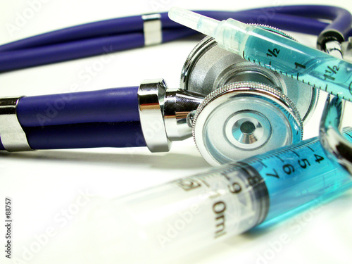 syrings with stethoscope