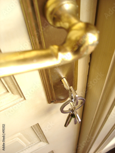 llaves y puerta