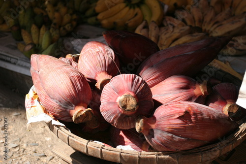 Photo: fleurs de bananiers marché fleurs de bananiers marché