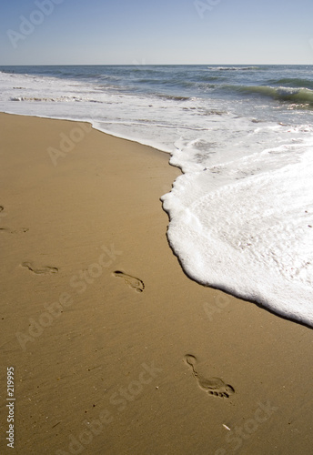 trace humaine sur la plage