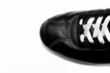 left trainer