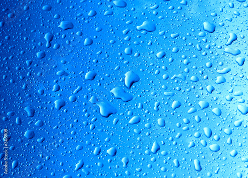 water drops on car