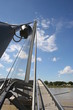 sur la passerelle