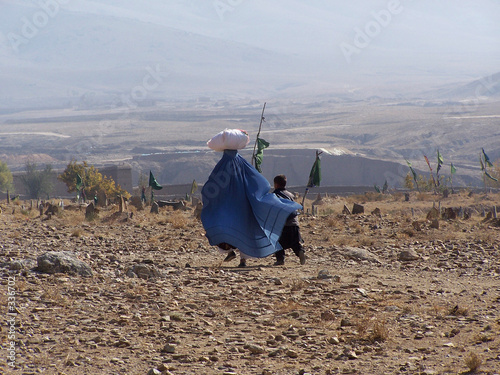 femme et enfant afghans