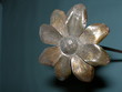 fleur métalique