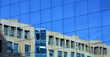 reflet d'immeuble.