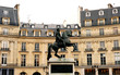 france, paris: place des victoires