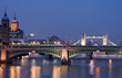 night shot of the thames