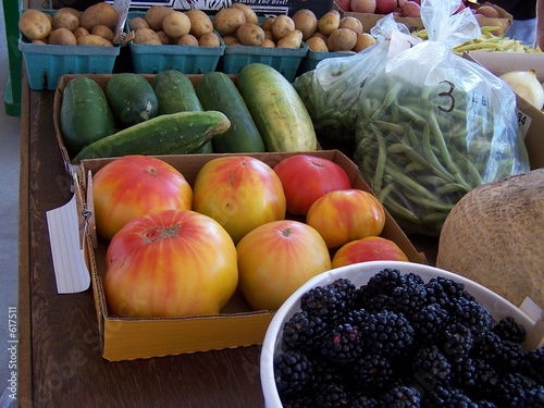 Photo: tomatoes and vegetables tomatoes and vegetables