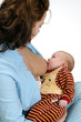 baby beim saugen