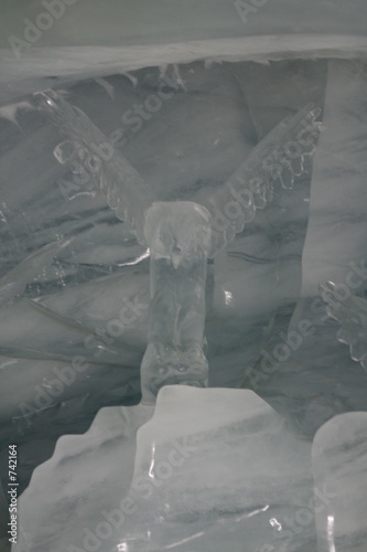 Foto: adler aus eis adler aus eis