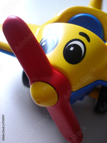 avion jaune