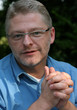 im dialog, zuhörend