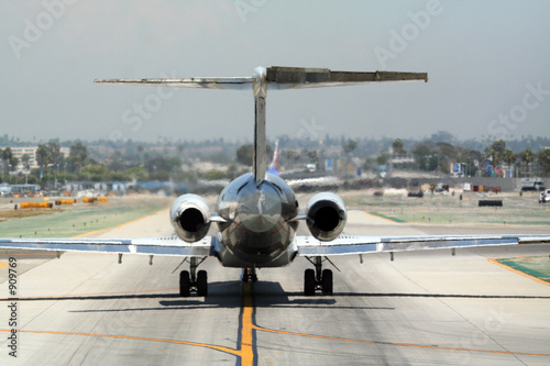 plane on taxiway plane on taxiway