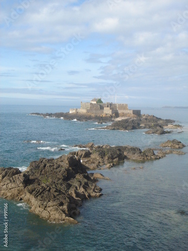 la mer, face a saint malo, france