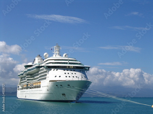 Foto: cruise ship cruise ship
