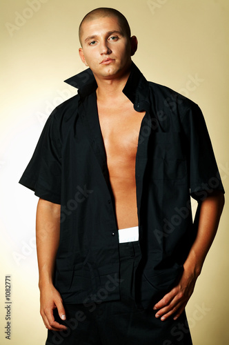 Photo: model pose model pose