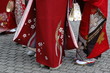 Photo en ligne au meilleur prix group of girls in red kimono