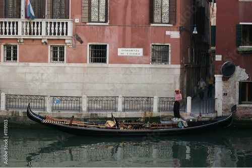 gondolier 01