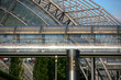 glastunnel vor messehalle