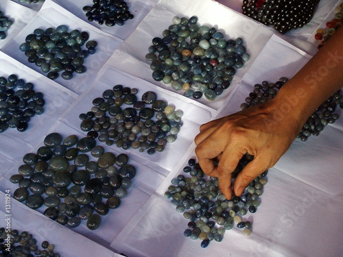marche aux pierres precieuses, thailande