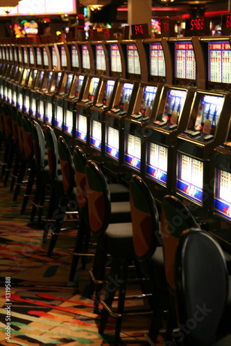 slot machines alignment