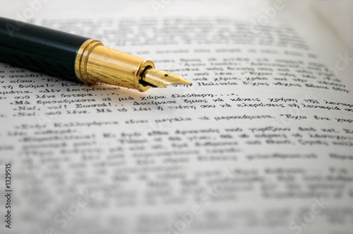 antique pen 2