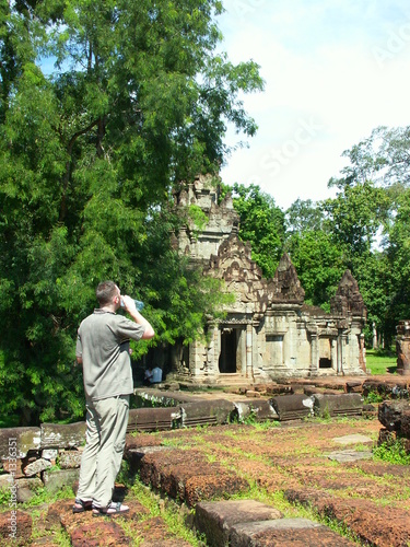 Photo: tourist in cambodia temples - angkor wat tourist in cambodia temples - angkor wat