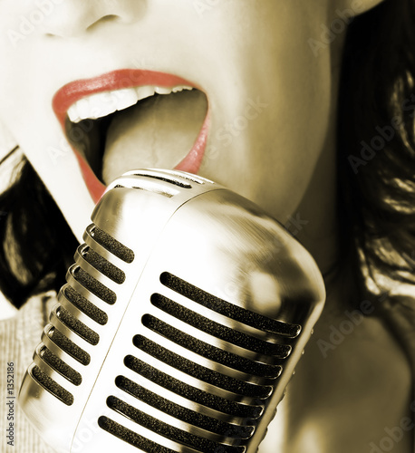 retro singer
