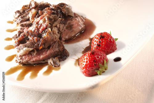 Photo: filet mignon with strawberry sauce filet mignon with strawberry sauce