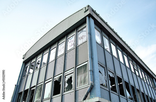 usine a l'abandon