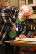 Foto: old man working old man working