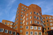 düsseldorf - gehry (bâtiment brique)