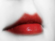 rote lippen einer jungen frau rote lippen einer jungen frau
