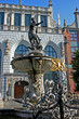 statue