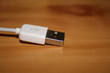 prise usb blanc