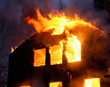 Photo en ligne au meilleur prix wooden house in flames