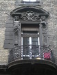 caryatides et balcon rond à budapest