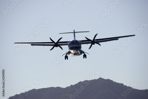 Photo: turboprop landing 2 turboprop landing 2