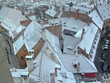 toit des maisons et neige en roumanie