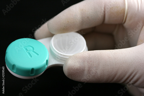 contact lens case contact lens case