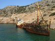 iles cyclades - amorgos : l'épave du grand bleu iles cyclades - amorgos : l'épave du grand bleu
