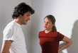 jeune couple discussion