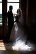 hochzeitspaar im gegenlicht hochzeitspaar im gegenlicht