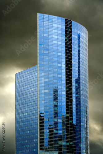 blue skycraper