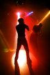 silhouette von discotänzern